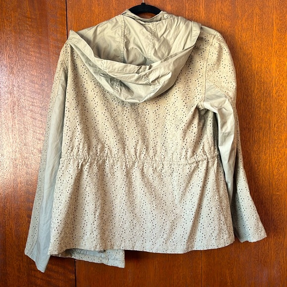 Women’s light jacket - Picture 2 of 2